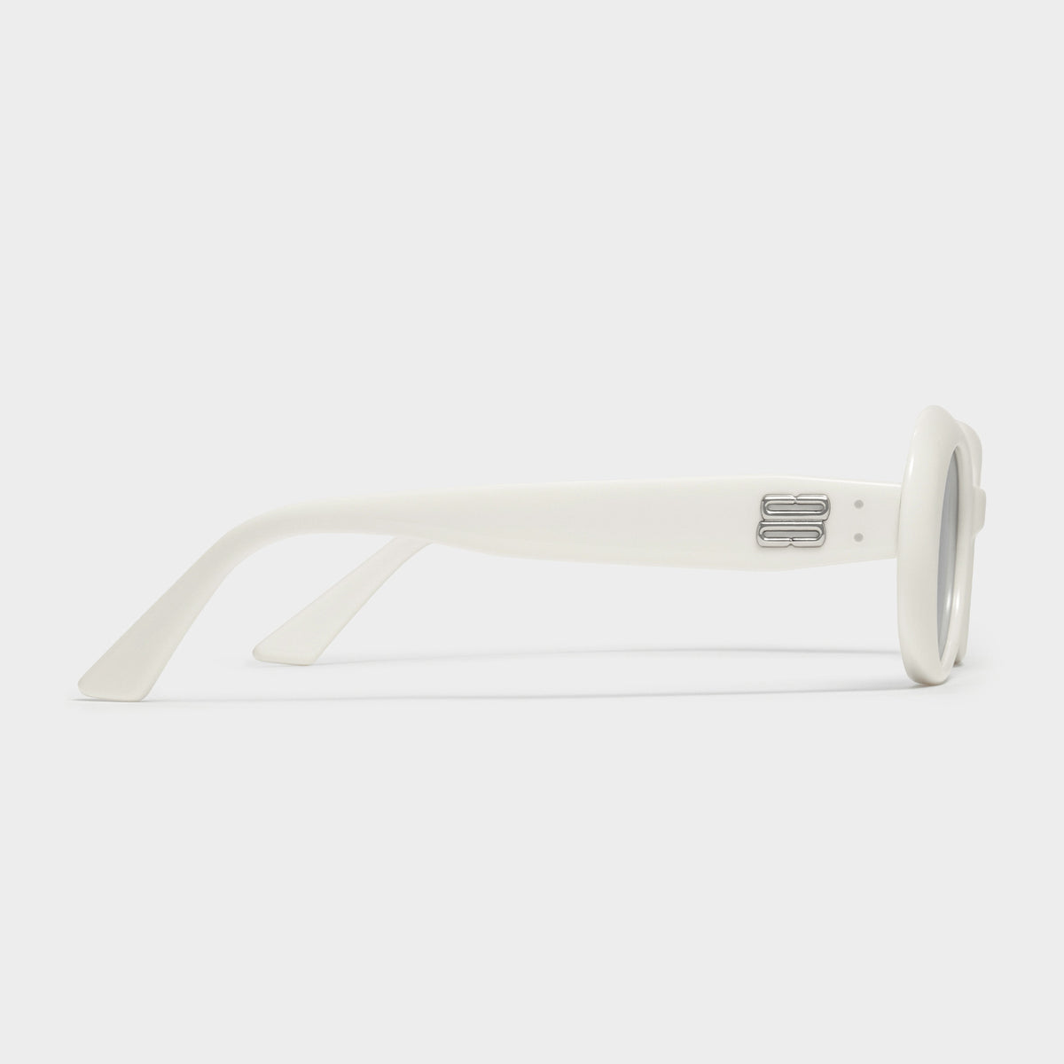 Gentle Monster La Mode W2 Sunglasses In White