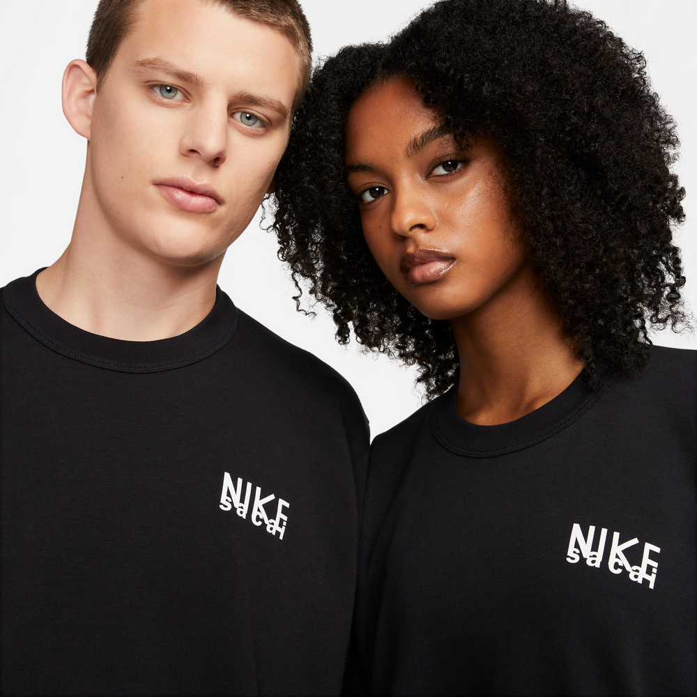 Nike x Sacai T-Shirt In Black | CNTRBND